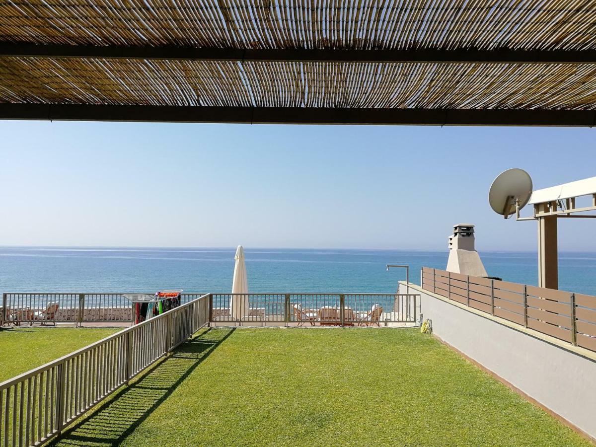 Dip In The Blue - 2 Villa Agios Georgios  Exterior photo